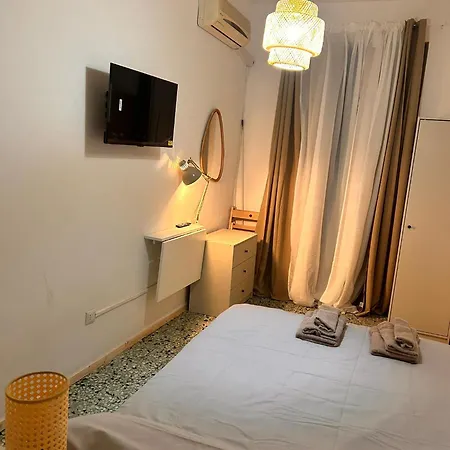 Porte Rosse كاستلداتشا